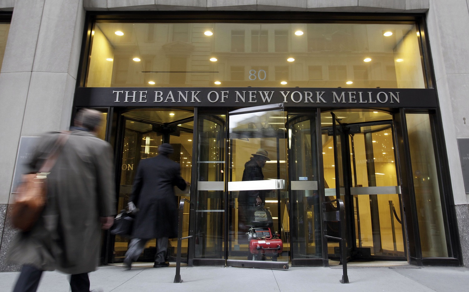 Банком «BNY Mellon» осуществлена приостановка инвестиций в ценные бумаги РФ